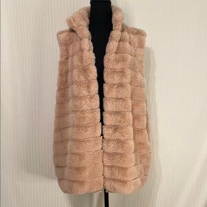Easel Vest Faux Fur Ribbed Pink Luxury Mobwife Glam Scandi Girl Soft Size Large